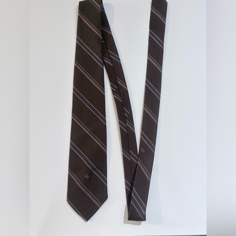CHRISTIAN DIOR VINTAGE MENS BROWN 95%POLYESTER 5%SILK CLASSIC NECK TIE WIDTH:3" - Picture 3 of 6